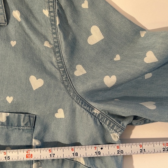 Coldwater Creek Chambray 3/4 Sleeve White Hearts Size Small Valentine’s Day - Picture 7 of 10
